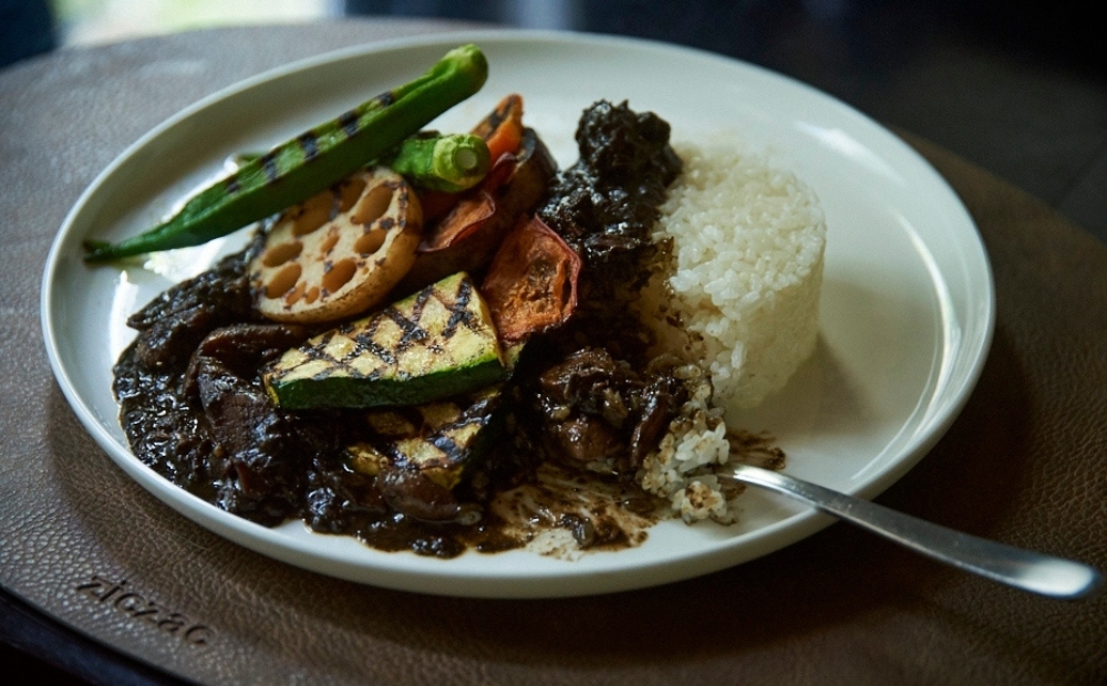 [ビストロエビテイ]短角牛 黒カレー