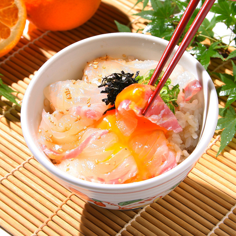真鯛 みかん 鯛 鯛めし セット 3人前 和日輔 みかん鯛 蜜柑 mikan 鯛 タイ tai まだい スライス 真空パック 小分け 刺身 お刺身 お刺し身 刺し身 お手軽 漬け丼 郷土料理 海鮮丼 