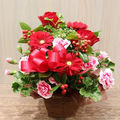 ふるさと納税 ふじみ野市 【レッド系:バラ、ガーベラ+季節のお花】生花アレンジメント