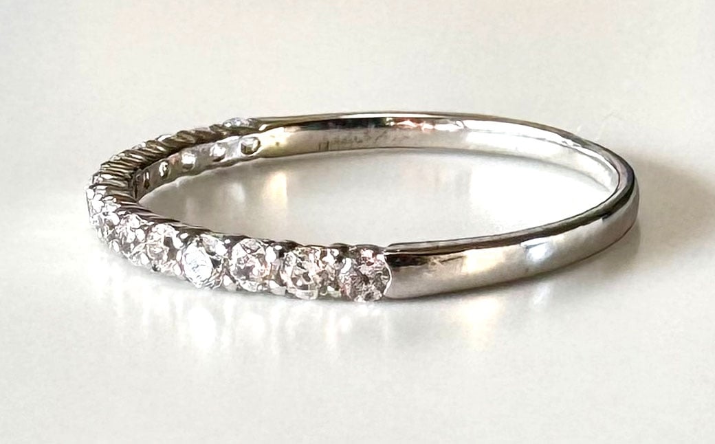 プラチナダイヤモンドリング ハーフエタニティーリング 0.30カラット 【AW-1066/0015】 