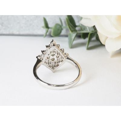 ふるさと納税 甲府市 1.00ct　ひし形バゲット&ラウンドダイヤモンドリング9592PT |  | 02