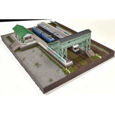 ふるさと納税 南箕輪村 Nゲージ用 鉄道ジオラマ展示台 37x26cm 駅舎と跨線橋のあるホーム&2線ヤード |  | 02