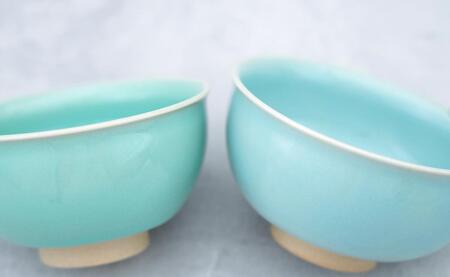 有田焼 翡翠天青茶碗 2色セット【梶原大敬 茂正工房】器 うつわ 食器 和食器 ちゃわん ご飯 ごはん お茶碗 ペア セット 2個 食器セット 青磁 翡翠 天青 ブルー グリーン 作家 手仕事 ろくろ