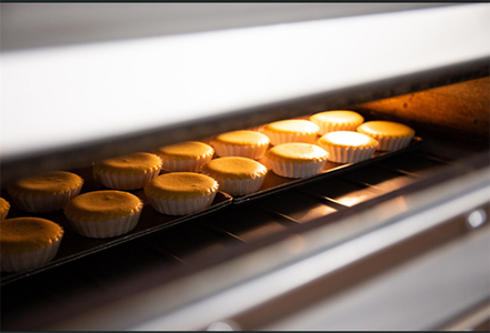 クラブハリエ マドレーヌ 近江八幡店限定品 昔ながらの八幡マドレーヌ 12個入【FC10W】 洋菓子 滋賀県 近江八幡