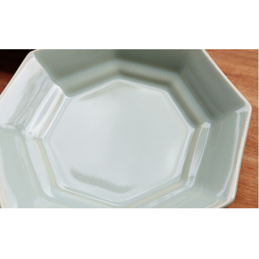 【まるふくオリジナル】有田焼 Nuance Plate２枚セット 八角皿 シンプル ベージュ ペア ワンプレート A20-342_イメージ2