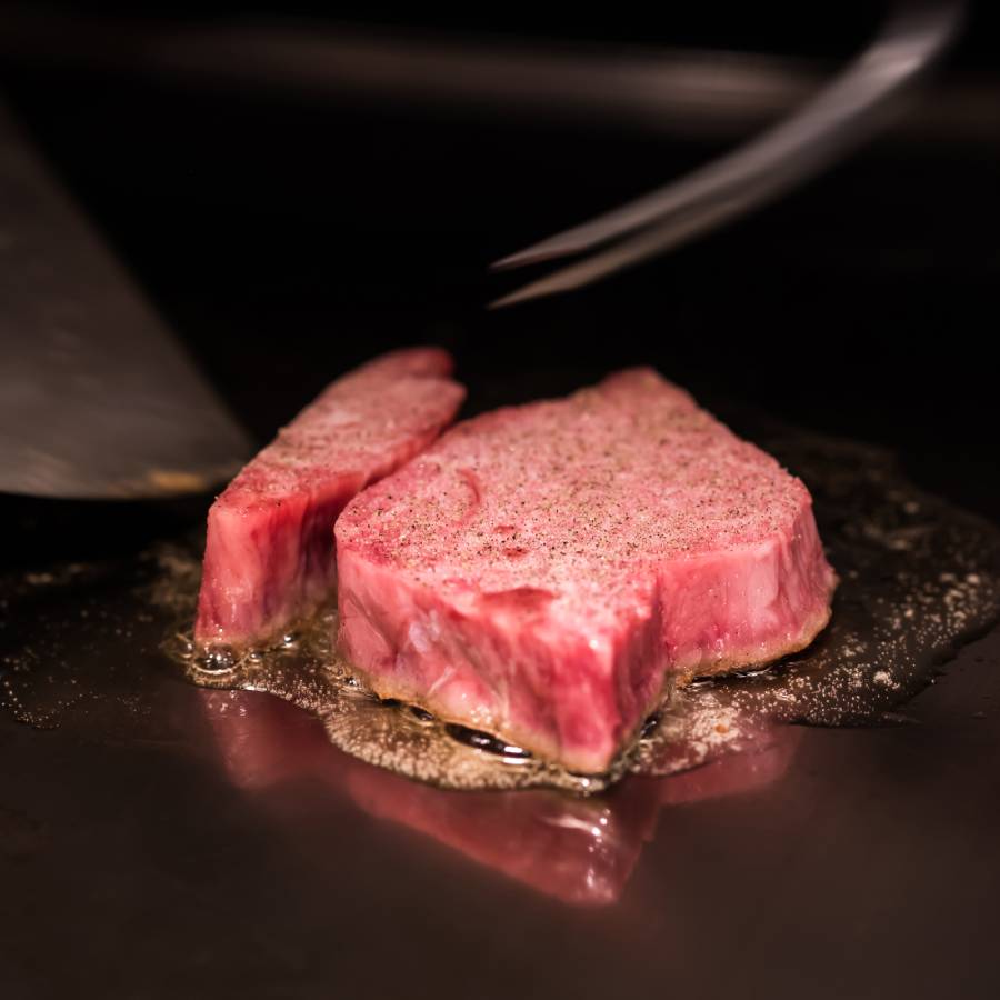 ＜SHIROYAMA　HOTEL　kagoshima＞城山牛シャトーブリアン　シャトーブリアン100ｇ×3