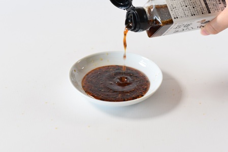 ＜胡麻ドレッシング 合計2本＞国産 ゴマ 胡麻 goma 金ごま 黒ごま 手作り てづくり 調味料 サラダ しゃぶしゃぶ 料理 かけるだけ プレゼント 贈答 贈り物 ギフト gift 健康志向【MI4