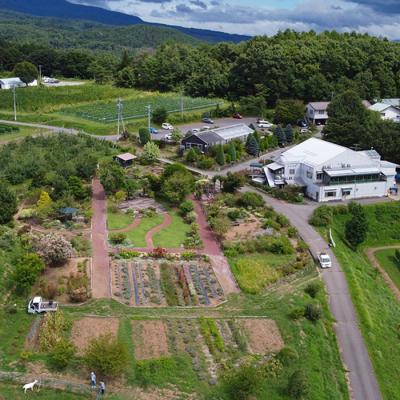 ふるさと納税 東御市 IWC受賞!赤白ワイン2本(ヴィニュロンズリザーブシャルドネ&メルロー)【ヴィラデストワイナリー】 |  | 03