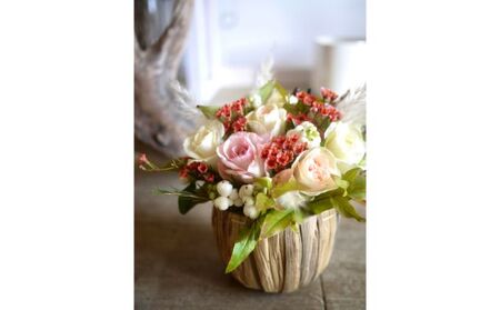 バラ アレンジメント Ｍ フレンチスタイル 花 薔薇 お花 生花 フラワー 葉 誕生日 贈り物 季節 植物 記念日 新鮮 ギフト プレゼント 色 お取り寄せ 送料無料 神奈川県 平塚市