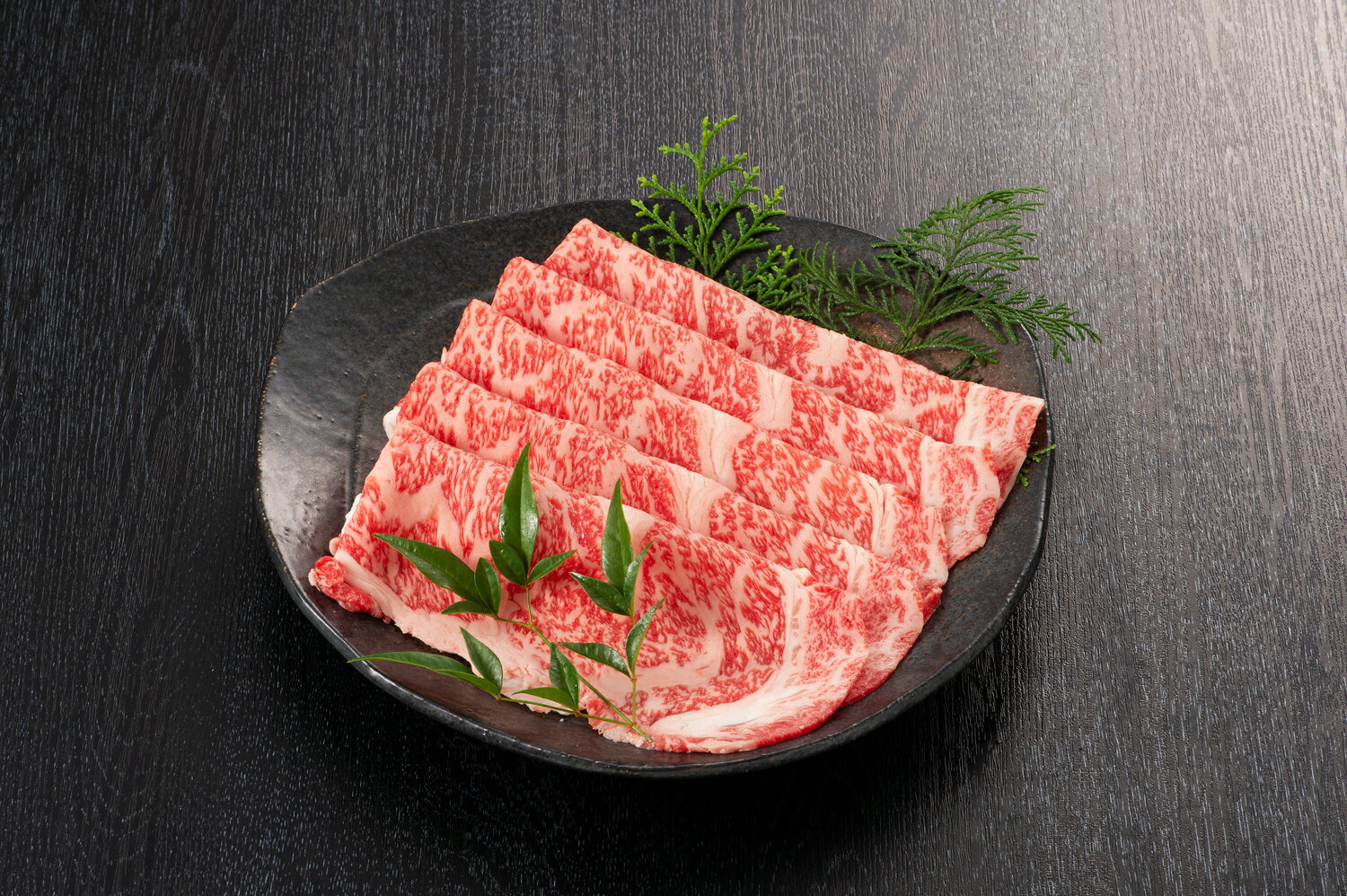 【ふるさと納税】伊万里牛ローススライスすき焼き・しゃぶしゃぶ用 193-J1895【 国産 和牛 ブランド牛 冷凍 しゃぶしゃぶ ふるさと納税 伊万里牛 】