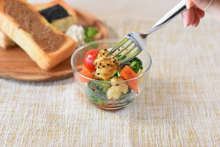 ＜胡麻ドレッシング 合計2本＞国産 ゴマ 胡麻 goma 金ごま 黒ごま 手作り てづくり 調味料 サラダ しゃぶしゃぶ 料理 かけるだけ プレゼント 贈答 贈り物 ギフト gift 健康志向【MI4