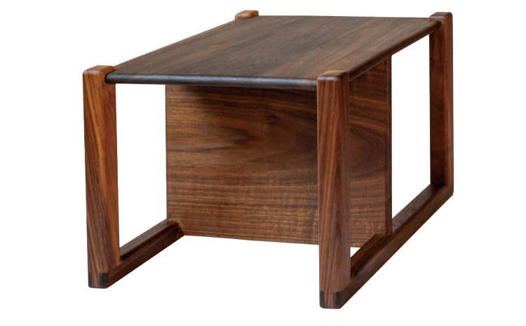 3way キッズチェア ウォールナット 幅:32cm 奥行き:25cm 高さ:32cm 重さ:2kg ベビーチェア ローチェア チャイルドチェア 子供椅子 イス 子供用 椅子 名入れ可能 名前入れ 木