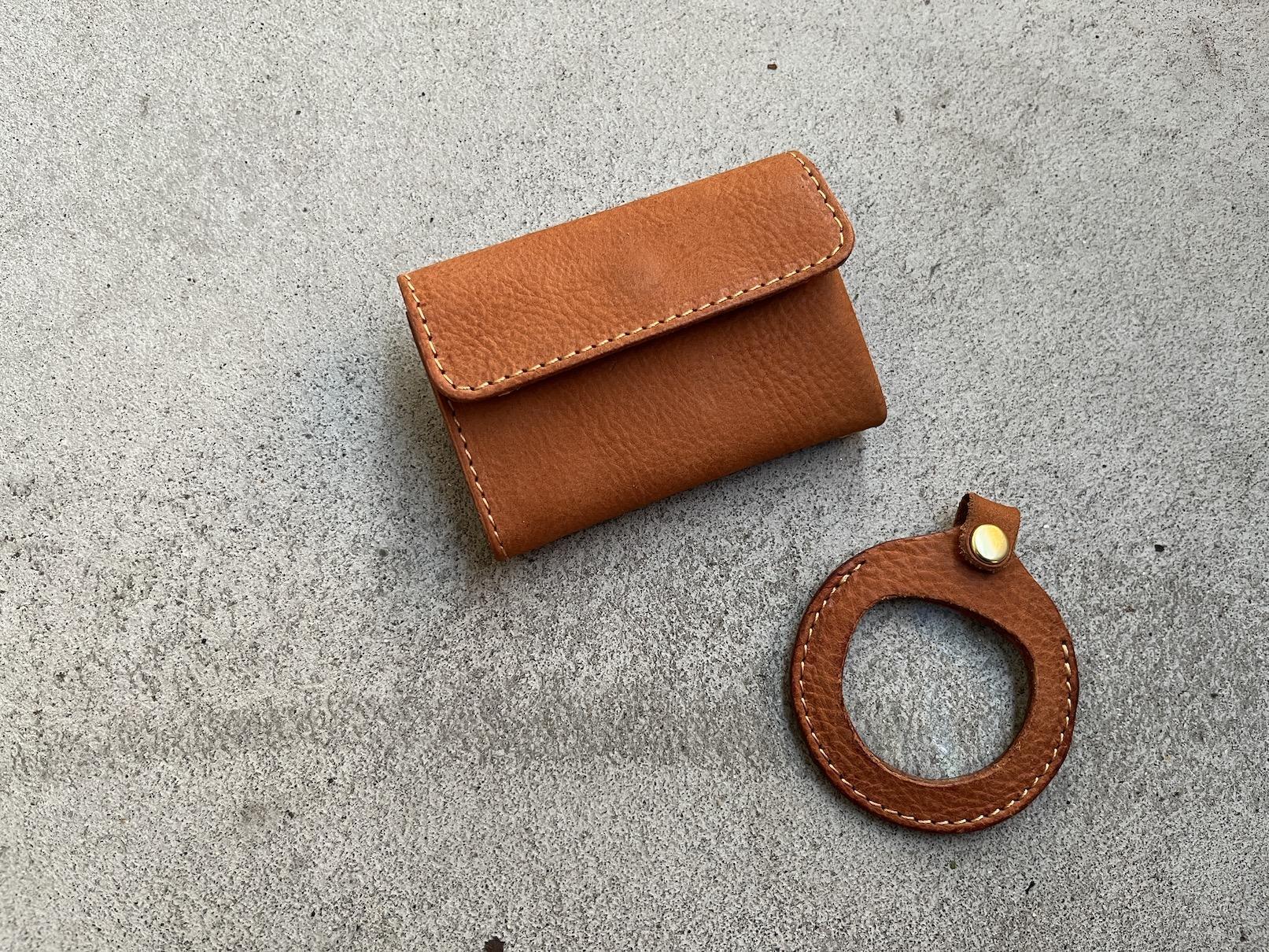 SKLO EZ-LOOK 持ち歩けるルーペ（コインケースセット）【Camel】