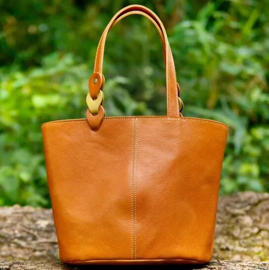 【ふるさと納税】 トートバッグ ミニ 選べるカラー レザー バッグ 鞄 かばん カバン レディース メンズ おでかけ おしゃれ おすすめ 贈答 ギフト プレゼント お祝い 贈り物 HARUHINO 奈良県 奈良市