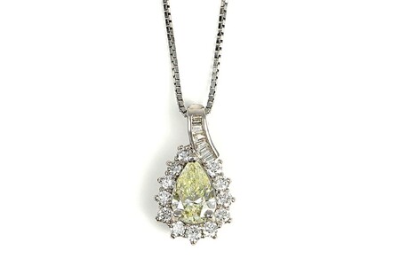 【一点もの】ベリーライトイエローダイヤモンド（0.671ct）プラチナペンダント　R58　K05089-H