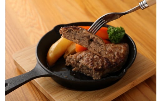 【定期便／年12回／毎月お届け】むなかた牛ハンバーグ6個セット 12ヶ月定期便【すすき牧場】_HB0037