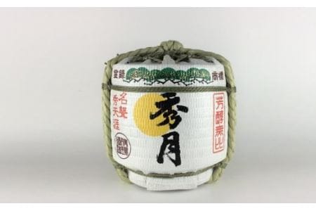 菰樽入り　特別純米酒（1.8Ｌ） V028