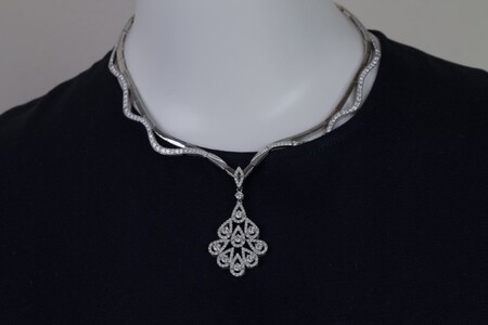 Pt ダイヤモンド ネックレス(ポン・デュ・ガール)　G-308AP