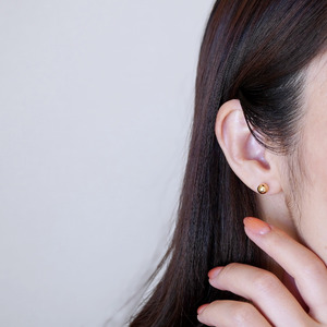 【ジュエリー】K18 18金 ゴールド 地金 シンプル ボール ピアス (6mm) 保証書付 KO-0032 242-010-b