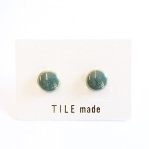 【美濃焼】 緑むら タイル ピアス 直径10mm 瑞浪市 / TILEmade タイル アクセサリー ハンドメイド [AZCD076]