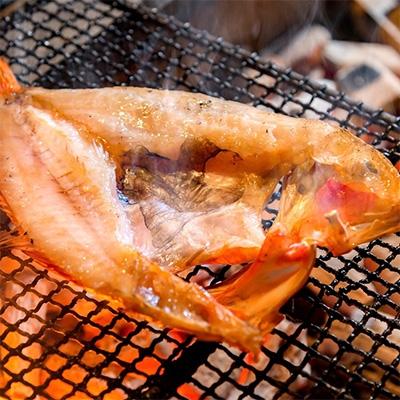 ふるさと納税 様似町 【特大】きんき(めんめ、吉次)約420g×2枚 |  | 01