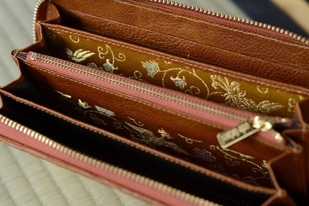 葵 (Aoi) ラウンド財布 鳳凰・黄 ／ 織田畳店 セキスイ樹脂製表 畳表 高級感 本革 京西陣金襴織物 奈良県 田原本町