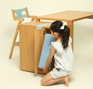 (10030005)子どものための家具「SUKIII randoserurack」