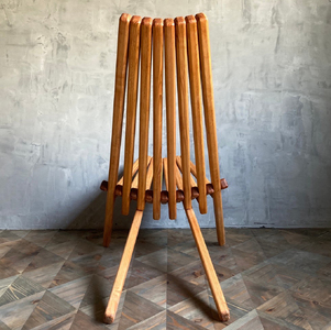 フォールデイングリラックスチェア 椅子 おしゃれ 木製 折りたたみ リラックス いす イス チェア 杉 オシャレ かわいい 藤沢市 神奈川県