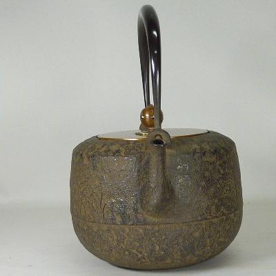 ふるさと納税 高岡市 【高岡銅器】龍泉　鉄瓶　富士 |  | 01