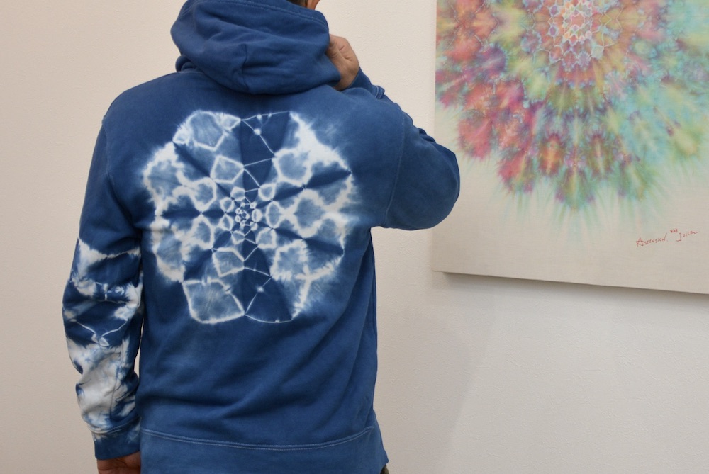 黒部の名水染めタイダイ藍染めパーカーD　XXLサイズ