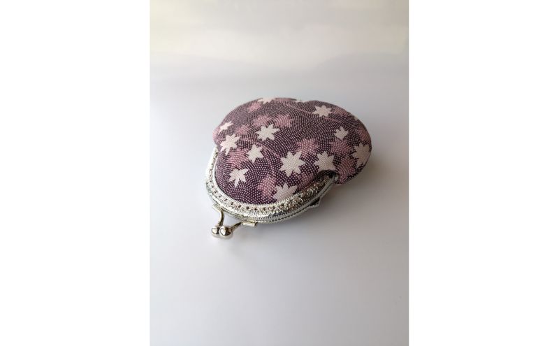 財布 《和裁士手縫い》正絹小紋のがま口財布（小） 小銭入れ 小物入れ 小紋柄 着物生地 小ぶり がま口 木綿の無地 ビンテージ着物 手縫い 一点もの アップサイクル 大田区 東京都