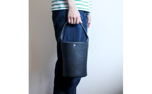 バケットバッグ/ブラック E136