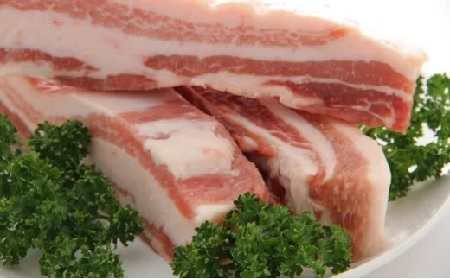 塚原牧場の幻の豚「梅山豚」バラブロック 750g（250g×3個） 豚バラ ブロック 豚肉 肉 梅山豚 K1216