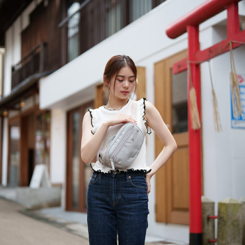 【ふるさと納税】豊岡鞄 S4500RI TUTUMU body bagRich Sグレー / 鞄 かばん バッグ ボディバッグ ワンショルダー カバン おしゃれ
