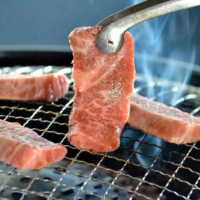 神戸牛　焼肉セット　カルビ　バラ、モモ、カタ　1.2kg
