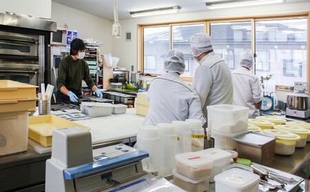 【思いやり型返礼品】障がい者支援 ＋〈ハートフルショップまごころ〉ブロンズ 岩手県 北上市 E0054 障がい者福祉サービス事業所 支援 （A型事業所及びB型事業所運営費） 協賛金 岩手 東北 北上 