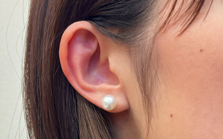 S101-296_天草産 9mm - 9.5mm あこや真珠 ホワイトピンク 花珠級 スタッド パールピアス【C：ピアス Pt900（プラチナ）】