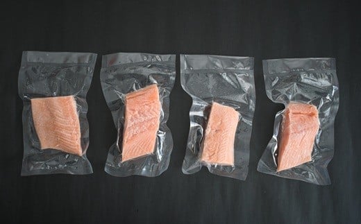 ご家庭でも本格的な味わいを楽しめる、刺身用の柵仕立てでお届けします。