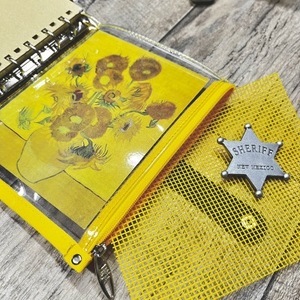 表紙がポーチになったM6ワイドサイズクリア手帳　推し活にも最高【SPEECHBALLOON】イエロー【1581355】