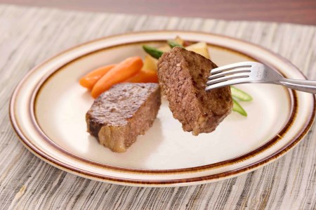 [ジュワッと肉汁まで美味い！] 柏木牧場特製 国産牛100%ハンバーグ (120g×30個) [0069]