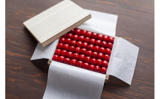 
                  【2026年発送】さくらんぼ　紅秀峰　特秀　2L-3L　500ｇ　桐箱詰め
                