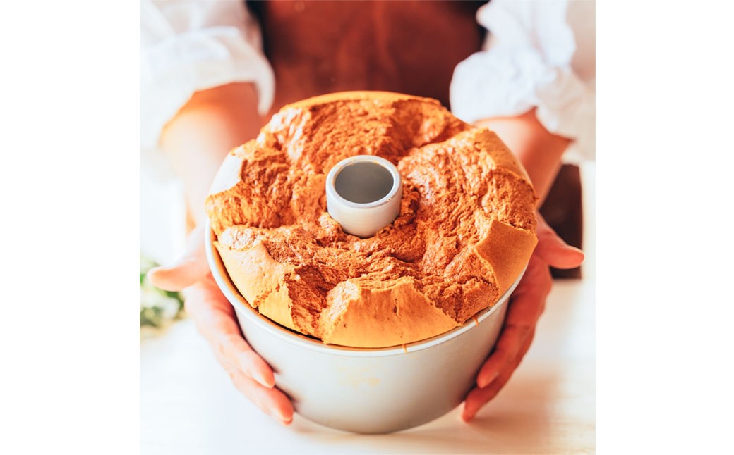 foafoaの 米粉 シフォンケーキ 1ホール（ クリームチーズ味 ）