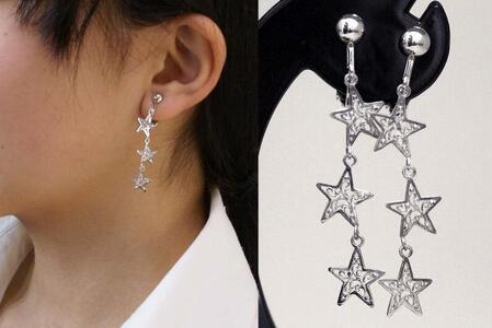 ３連星のシルバーイヤリング ｜ イヤリング 星 シルバー 綺麗め 銀 925 三連星 プレゼント ラッピング オリジナル  星空　宇宙　星座 クリスマス 贈答 アクセサリー 装飾