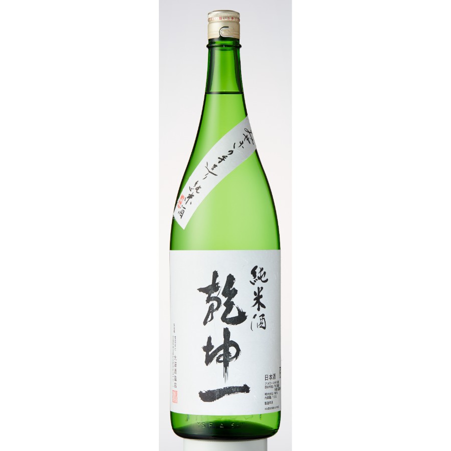 ＜大沼酒造店＞乾坤一　純米酒　1.8L