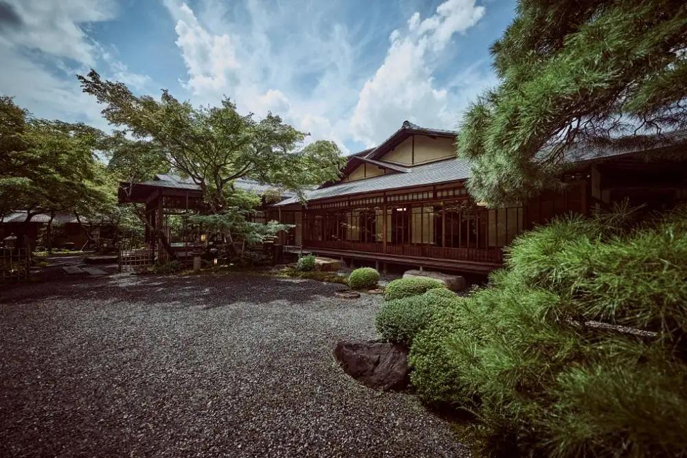 【高台寺 十牛庵】お食事券 夜のコース 2名様｜京都 料亭 ミシュラン掲載 人気店 食事券