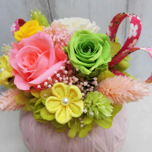 和風手まりアレンジ (ピンク)｜プリザーブドフラワー｜ドライフラワー インテリア バラ 薔薇 カスミソウ かすみそう アジサイ あじさい 紫陽花 フラワーギフト 花 結婚式 パーティー ブライダル プ