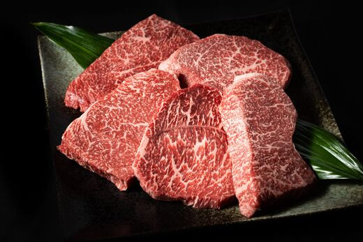 画像はイメージです。実際のお届けは900g。