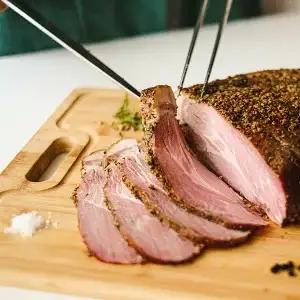 高知県産 ゆず豚／栗豚 パストラミ 約480g｜無添加 燻製 パストラミポーク 冷凍 ブランド豚 オードブル