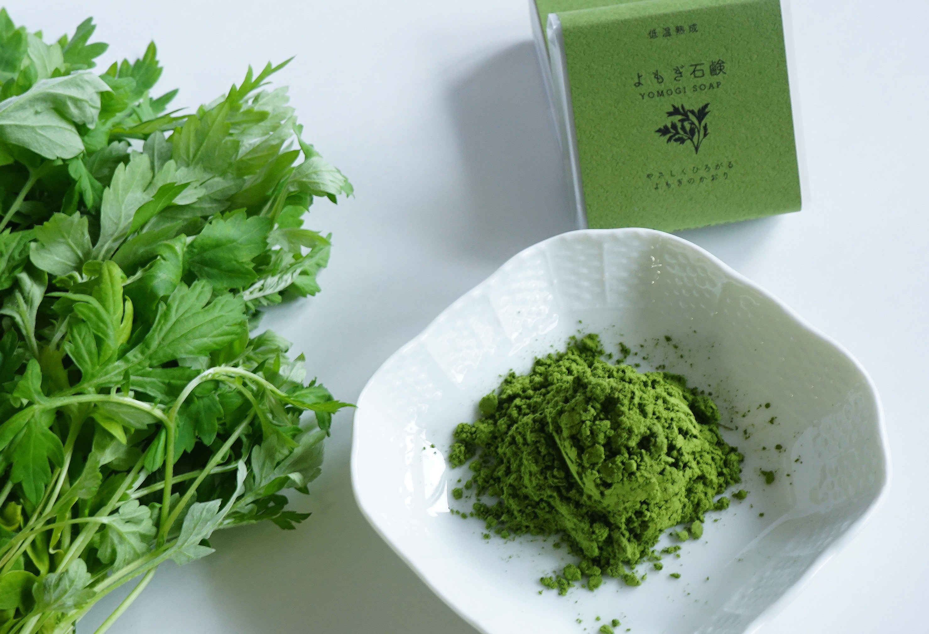 
mogiyomogiの『よもぎ石鹸』4個入り
