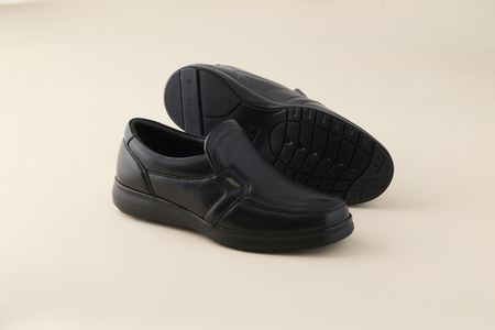 AKIO GOLF 5013 4E BL(クロ) 柔らかい鹿革使用 26.0cm オーソライト エクストラライトラバー付きEVA 黒 靴 シューズ ゴルフ メンズ 鹿革 本革 革靴 紳士靴【（株）アキ